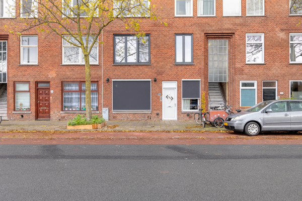 Voozijde met screens.png